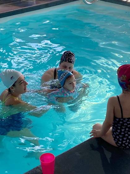 Natación en Aquaroa